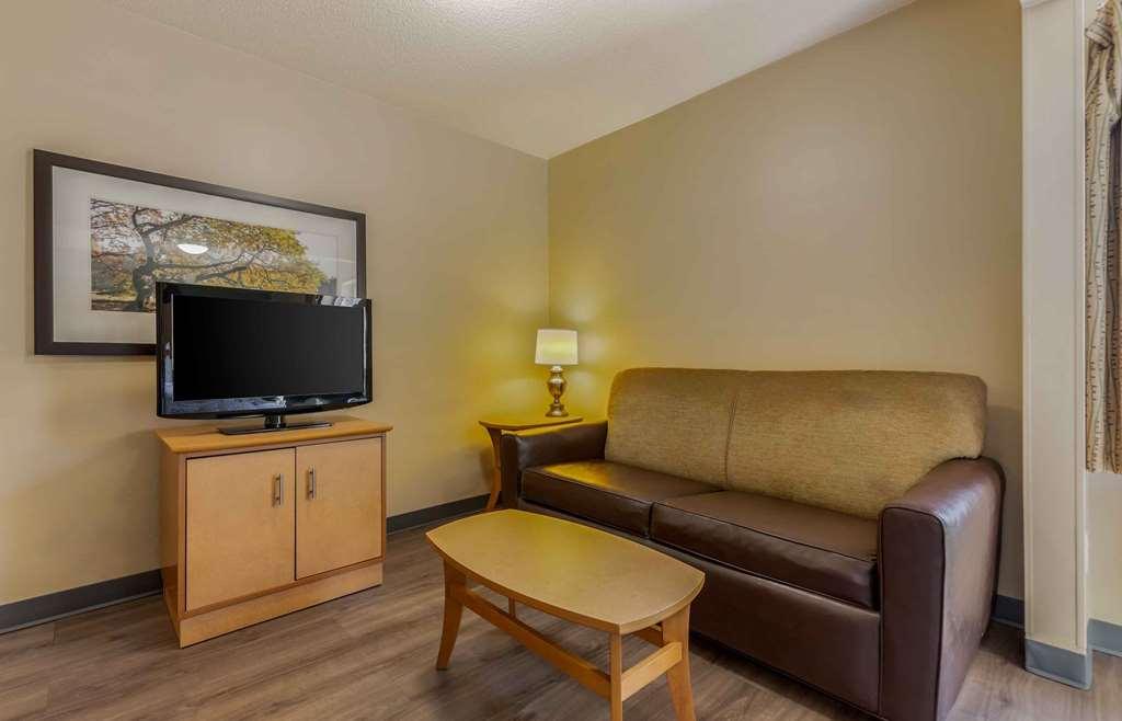 Extended Stay America Select Suites - Greenville - Haywood Mall Habitación foto